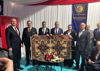 DOĞUBAYAZIT TSO’DA YOĞUN PROGRAM: OKUL AÇILIŞI, İSTİŞARE TOPLANTILARI VE GÜRBULAK GÜMRÜK KAPISI TÖRENİ GERÇEKLEŞTİRİLDİ