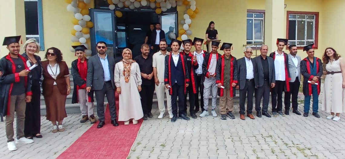 TOBB Özel Mesleki ve Teknik Anadolu Lisemiz İlk Mezunlarını Verdi