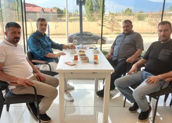 Yönetim Kurulu Başkanımız Cemal Can, ilçemizde faaliyet gösteren İstasyon Cafe & Düğün Salonu’nun sahibi Enver Alkan’ı iş yerinde ziyaret etti.