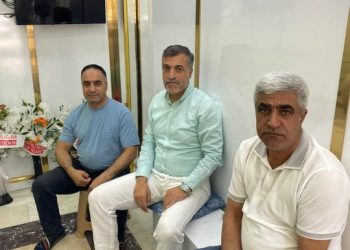 Başkanımız Cemal Can, üyemiz Hisar Gold Kuyumculuk Mehmet Üstündağ’ın yeni işyerine hayırlı olsun ziyaretinde bulundu.