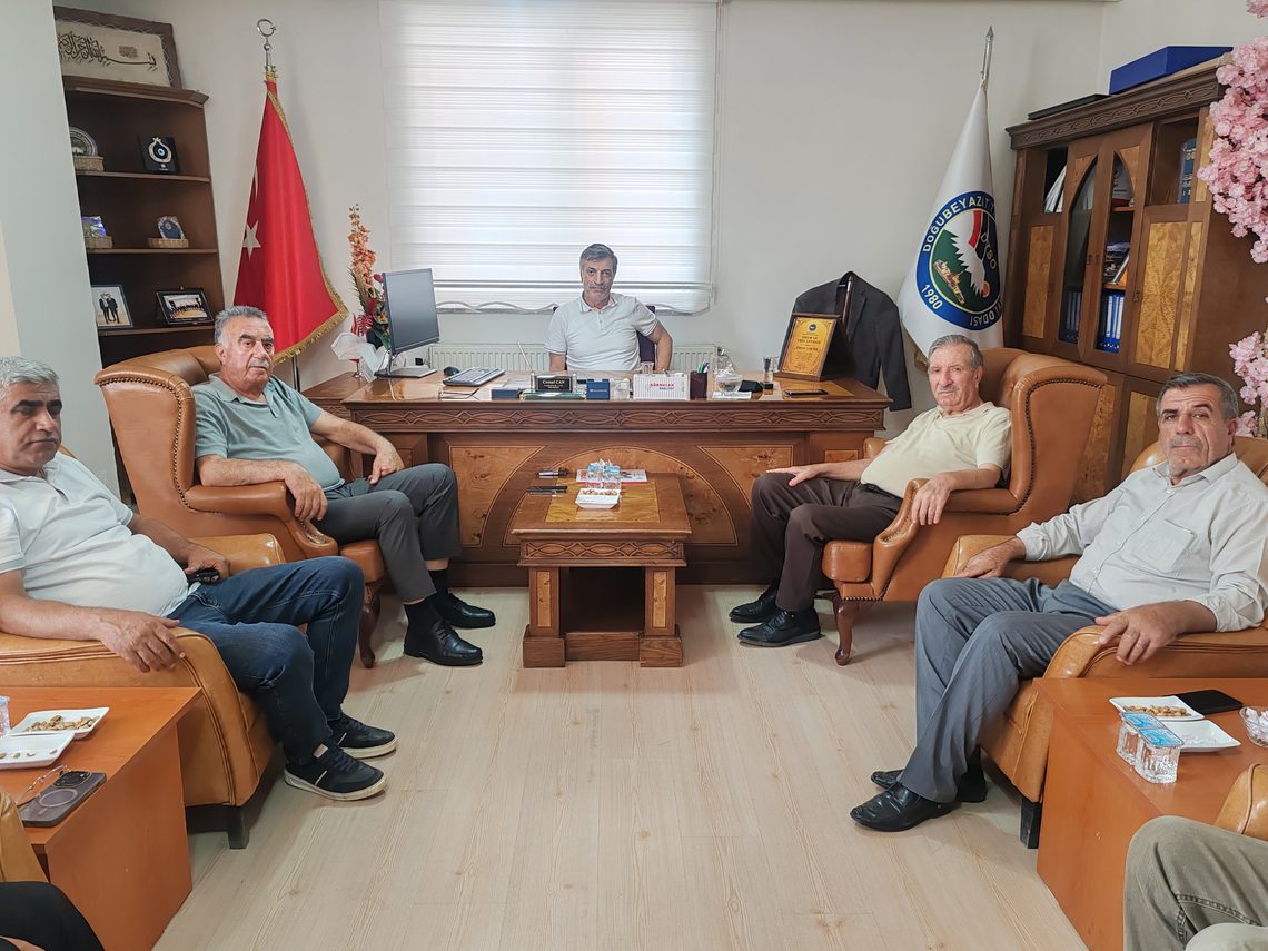 Ömer Çoktin’e Teşekkür Plaketi Takdim Edildi
